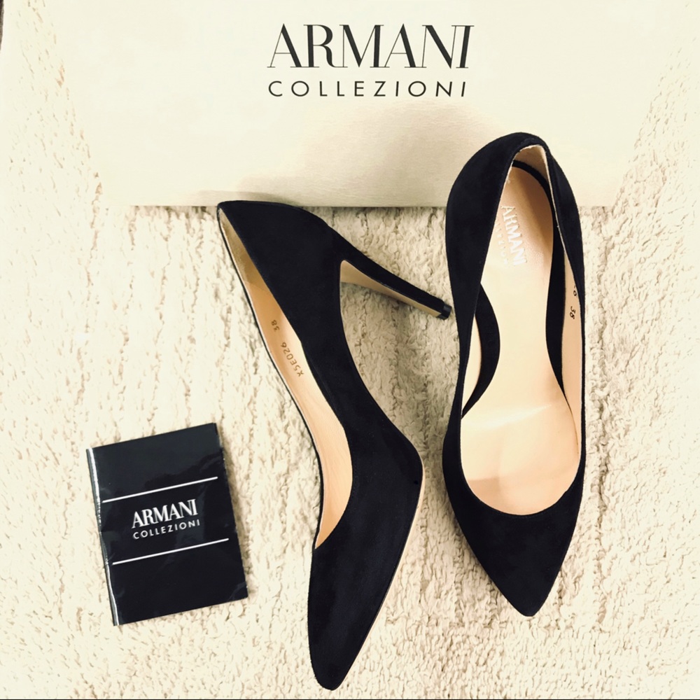 ARMANI Collezioni Black Suede PointToe Heels Pumps - Picture 1 of 8